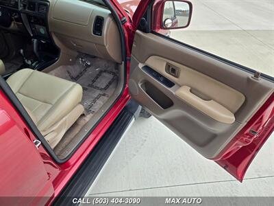 1998 Toyota 4Runner SR5 4dr   - Photo 18 - Portland, OR 97211