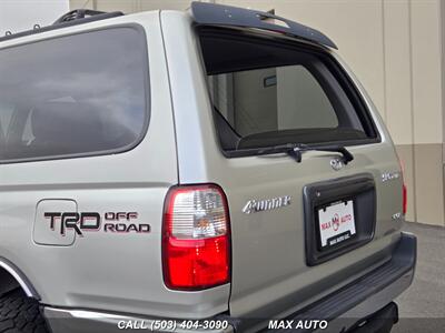 2001 Toyota 4Runner SR5   - Photo 29 - Portland, OR 97211