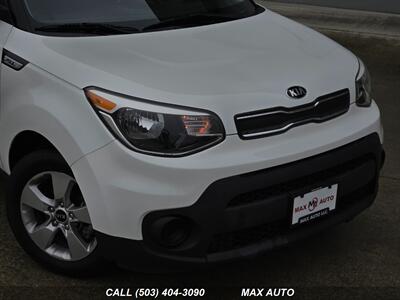 2017 Kia Soul   - Photo 33 - Portland, OR 97211