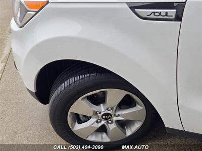 2017 Kia Soul   - Photo 32 - Portland, OR 97211