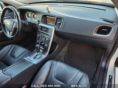 2012 Volvo S60 T5   - Photo 2 - Portland, OR 97211