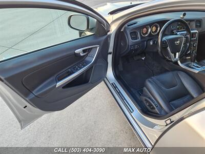 2012 Volvo S60 T5   - Photo 10 - Portland, OR 97211