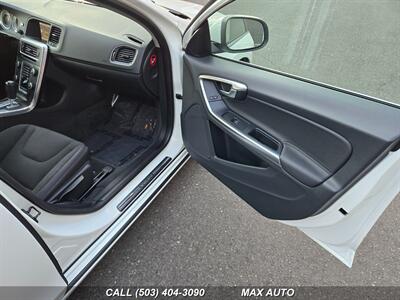 2012 Volvo S60 T5   - Photo 18 - Portland, OR 97211