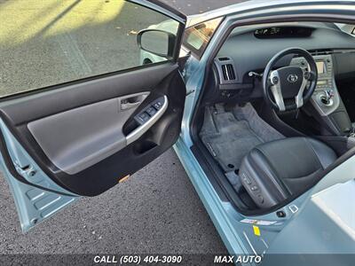 2015 Toyota Prius Three   - Photo 10 - Portland, OR 97211