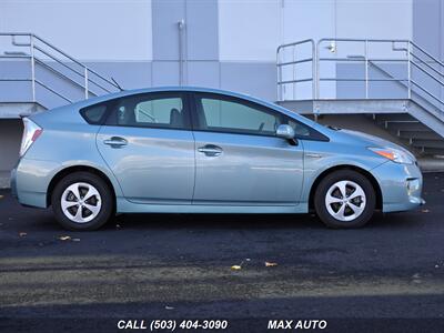 2015 Toyota Prius Three   - Photo 9 - Portland, OR 97211