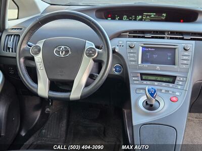 2015 Toyota Prius Three   - Photo 25 - Portland, OR 97211