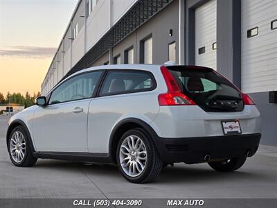 2009 Volvo C30 T5   - Photo 6 - Portland, OR 97211