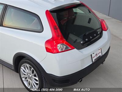 2009 Volvo C30 T5   - Photo 34 - Portland, OR 97211