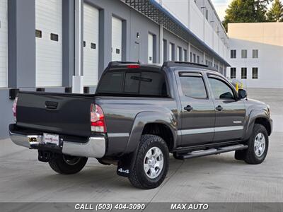 2015 Toyota Tacoma V6   - Photo 8 - Portland, OR 97211