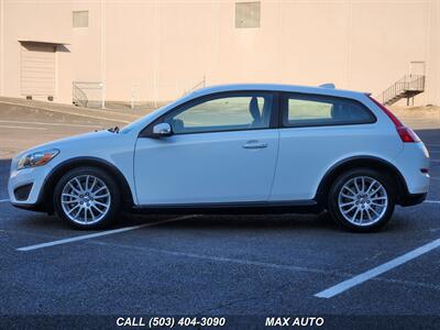 2011 Volvo C30 T5   - Photo 5 - Portland, OR 97211