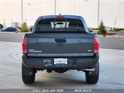 2015 Toyota Tacoma V6   - Photo 8 - Portland, OR 97211