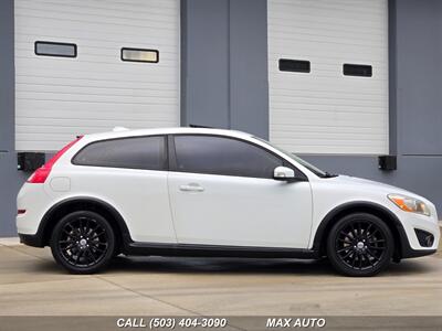 2011 Volvo C30 T5   - Photo 9 - Portland, OR 97211