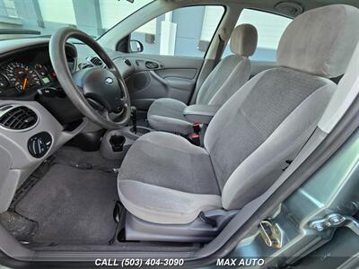2003 Ford Focus SE Comfort   - Photo 11 - Portland, OR 97211