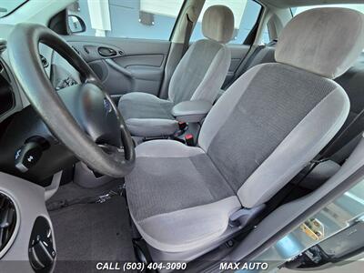 2003 Ford Focus SE Comfort   - Photo 12 - Portland, OR 97211