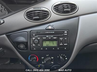 2003 Ford Focus SE Comfort   - Photo 25 - Portland, OR 97211