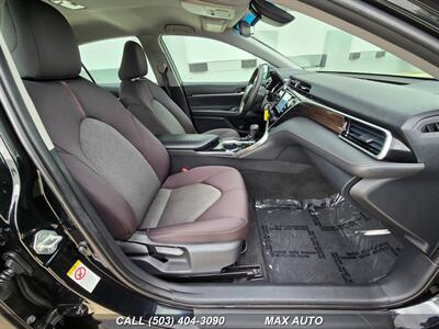 2018 Toyota Camry LE   - Photo 19 - Portland, OR 97211