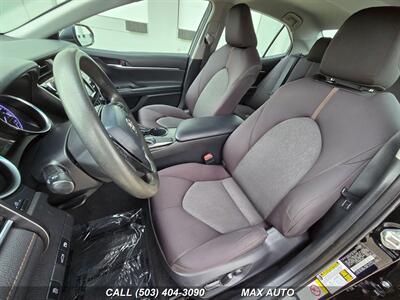 2018 Toyota Camry LE   - Photo 12 - Portland, OR 97211
