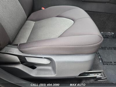 2018 Toyota Camry LE   - Photo 21 - Portland, OR 97211