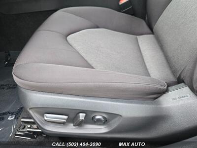2018 Toyota Camry LE   - Photo 13 - Portland, OR 97211
