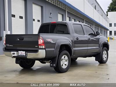 2011 Toyota Tacoma V6   - Photo 8 - Portland, OR 97211