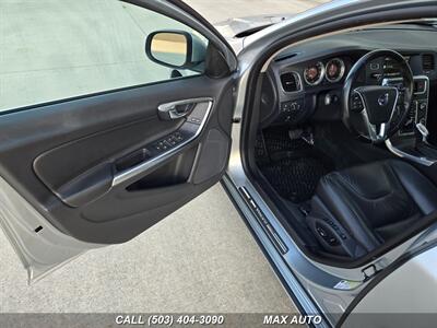 2013 Volvo S60 T5   - Photo 10 - Portland, OR 97211