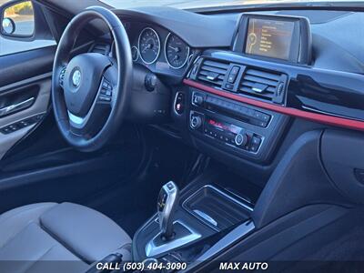 2012 BMW 328i   - Photo 10 - Portland, OR 97211