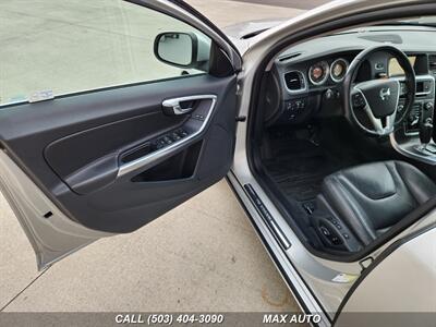 2012 Volvo S60 T5   - Photo 10 - Portland, OR 97211