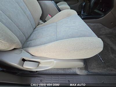 2000 Toyota 4Runner SR5 4WD LOW MILES   - Photo 21 - Portland, OR 97211
