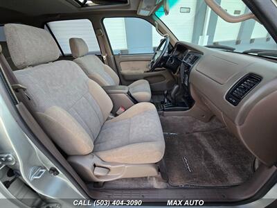 2000 Toyota 4Runner SR5 4WD LOW MILES   - Photo 19 - Portland, OR 97211