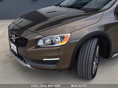 2016 Volvo V60 Cross Country T5   - Photo 36 - Portland, OR 97211
