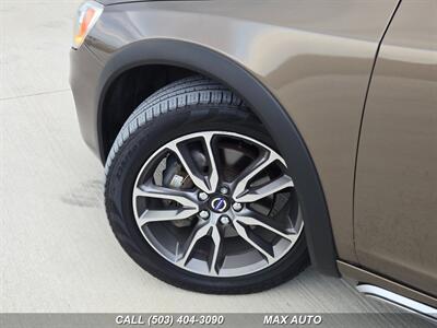 2016 Volvo V60 Cross Country T5   - Photo 34 - Portland, OR 97211