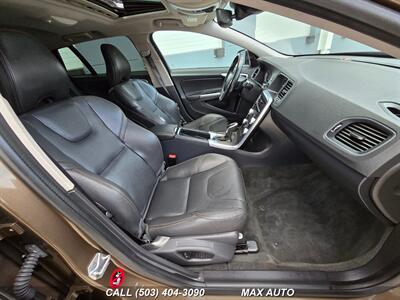 2016 Volvo V60 Cross Country T5   - Photo 19 - Portland, OR 97211