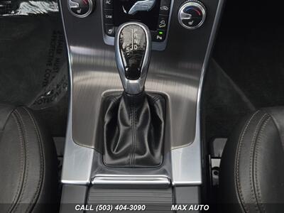 2016 Volvo V60 Cross Country T5   - Photo 27 - Portland, OR 97211