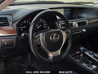 2014 Lexus GS 350   - Photo 15 - Portland, OR 97211