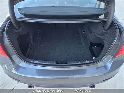 2013 BMW 335i   - Photo 16 - Portland, OR 97211