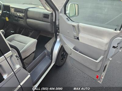 2002 Volkswagen EuroVan GLS   - Photo 23 - Portland, OR 97211