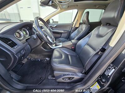 2013 Volvo XC60 T6   - Photo 11 - Portland, OR 97211