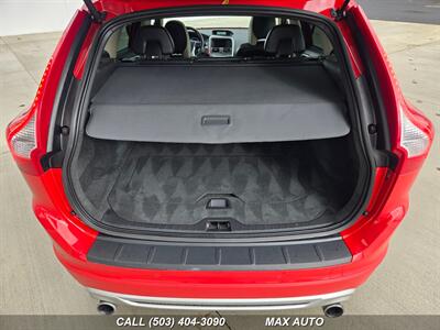 2011 Volvo XC60 T6 R-Design   - Photo 19 - Portland, OR 97211