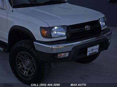 1999 Toyota 4Runner SR5 MANUAL 4WD   - Photo 38 - Portland, OR 97211