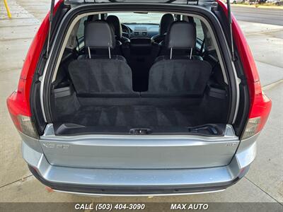 2011 Volvo XC90 3.2   - Photo 18 - Portland, OR 97211