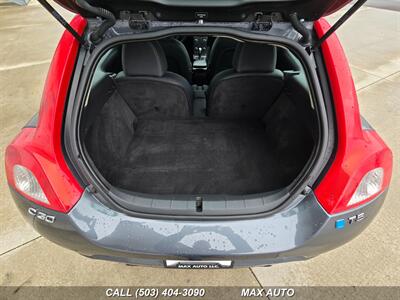 2013 Volvo C30 T5 R-Design   - Photo 18 - Portland, OR 97211