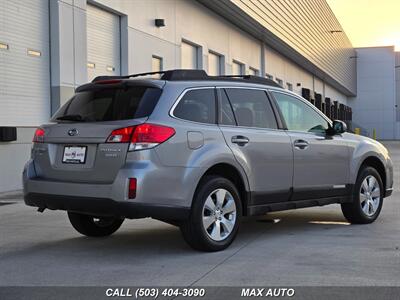 2010 Subaru Outback 3.6R Limited   - Photo 8 - Portland, OR 97211