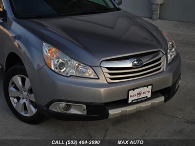 2010 Subaru Outback 3.6R Limited   - Photo 33 - Portland, OR 97211