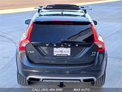 2015 Volvo V60 Cross Country T5   - Photo 7 - Portland, OR 97211