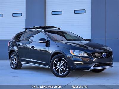 2015 Volvo V60 Cross Country T5   - Photo 1 - Portland, OR 97211