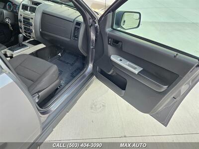 2010 Ford Escape XLT   - Photo 18 - Portland, OR 97211