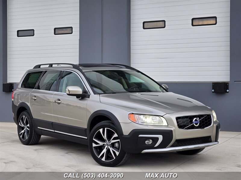 2016 Volvo XC70 T5 Platinum  