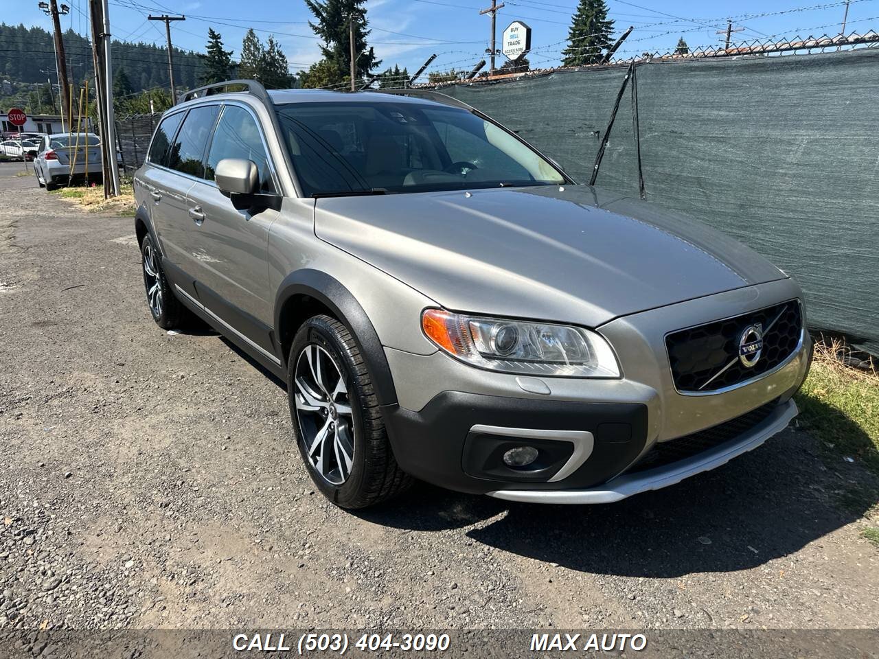 2016 Volvo XC70 T5 Platinum - Photo 1 - Portland, OR 97211