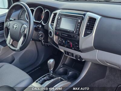 2015 Toyota Tacoma V6   - Photo 23 - Portland, OR 97211