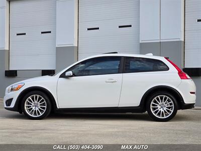 2011 Volvo C30 T5   - Photo 5 - Portland, OR 97211